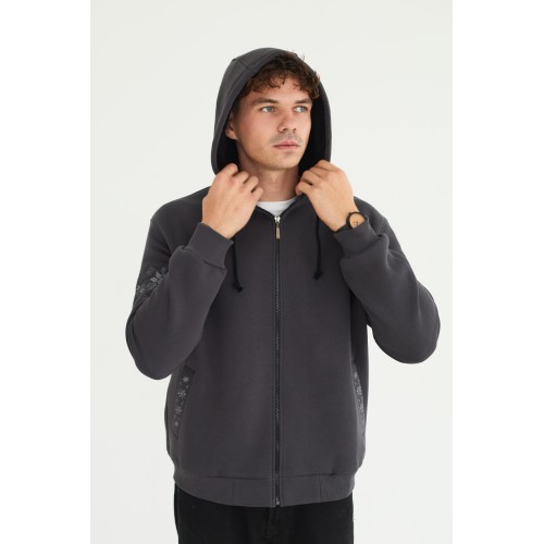 Худи мужская в графитовом цвете с орнаментом