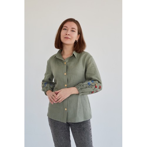 Льняная женская рубашка в цвете хаки (манжет резинка)