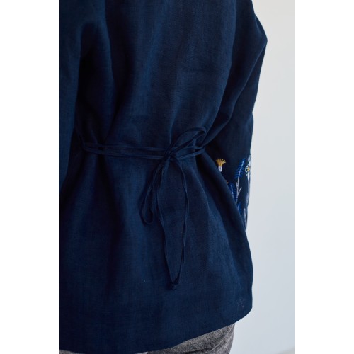 Льняная женская рубашка в темно-синем цвете (манжет фонарик)