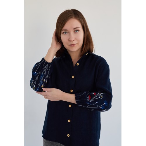 Льняная женская рубашка в темно-синем цвете (манжет резинка)